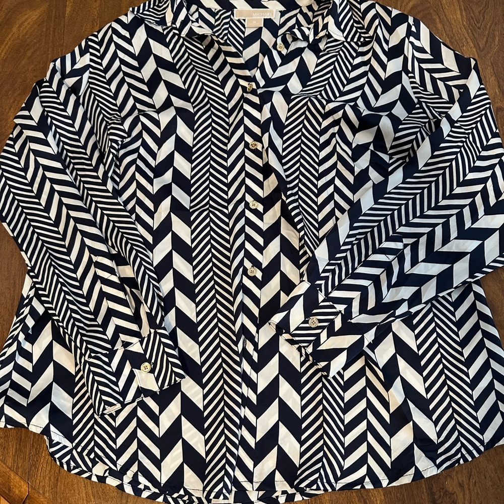 Michael Kors Navy and White Chevron Button-Up Shirt size 1X